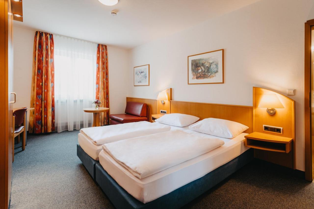Hirschenwirt Hotel Eichstatt Luaran gambar